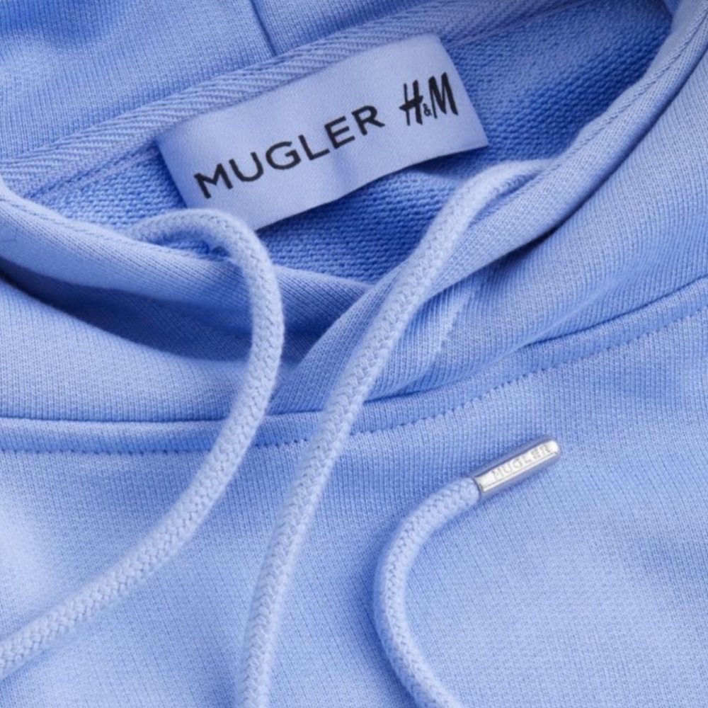 🆕MUGLER X H&M BABY BLUE CROPPED BALLOON SLEEVE HOODIE WITH SILVER STAR & LOGO - Picture 8 of 8